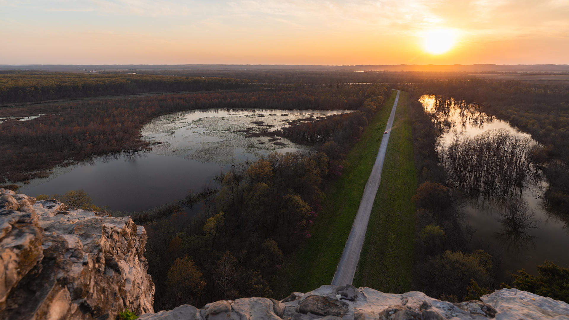 Southern Illinois Road Trip Features Hidden Gem Outdoor Adventures 